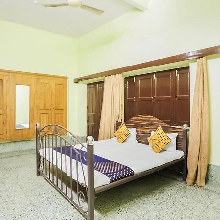 Spot On 64751 Hotel Shivani Palace Muthiganj Exterior photo