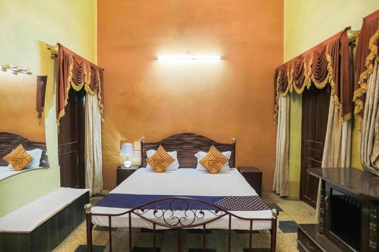 Spot On 64751 Hotel Shivani Palace Muthiganj Exterior photo