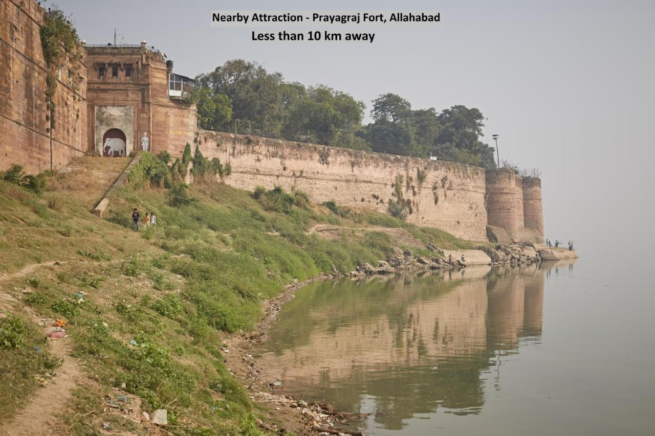 Spot On 64751 Hotel Shivani Palace Muthiganj Exterior photo